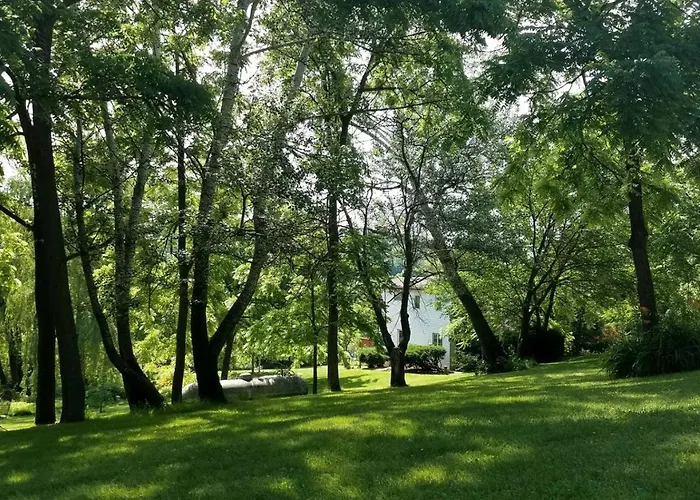 Countryside Vacation With A Private Hot Tub In Jo Daviess County, Illinois Hébergement de vacances *