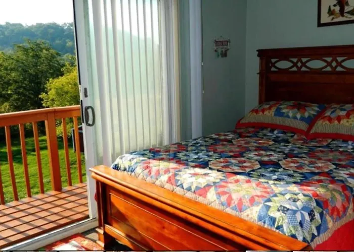 Countryside Vacation With A Private Hot Tub In Jo Daviess County, Illinois * Galena